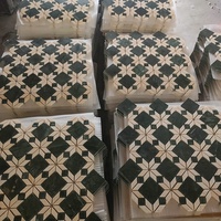 Mosaïque de carreaux de marbre naturel beige et vert mélangés, style rétro classique, pour sol et mur