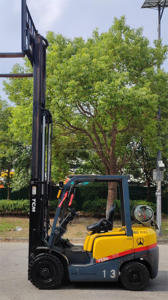 High Quality <b>Used</b> TCM 3T Forklift with Original ISUZU Diesel / GAS Engine for Retail Industries Direct From Japan 3T 5T 10T 20T - Product Image 5