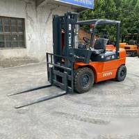 Forklift Diesel Bekas FD50 5 Ton Kondisi Bagus Komponen Asli Garansi 1 Tahun Dijual