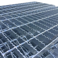Rejilla de Acero Inoxidable Dentada, Plataforma Antideslizante de Alta Resistencia, Piso Galvanizado para Uso Marino y Offshore