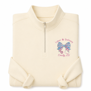 Sweat-shirt d'infirmière personnalisé brodé L&D à col zippé en polyester/coton tissé, écologique, anti-rétrécissement, pour femme, collection Printemps Graduation - Product Image 4