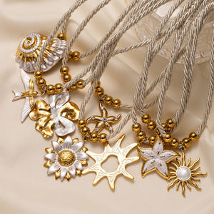 Collares de Cuerda con Temática del Océano para Mujer de Acero Inoxidable Chapado en Oro de 18K, Joyería Boho de Playa con Dije de Sol, Estrella de Mar y Concha - Product Image 3