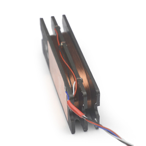 Humbucker empilé Alnico <span class=keywords><strong>5</strong></span> pour <span class=keywords><strong>basse</strong></span> 4 <span class=keywords><strong>cordes</strong></span> avec réduction du bruit par polarités dégradées 17/18,3 mm, sortie 4 conducteurs, bobine divisée - Product Image 3