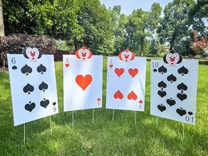 Decoraciones para Fiesta de Alicia en el País de las Maravillas, Decoración de Fiesta de la Reina de Corazones, 4 Piezas de Señales de Jardín de Soldados de la Reina con Estacas - Product Image 3