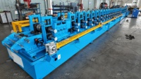 Machine de formage à froid de profilés en U Unistrut pour structures de montage solaire, machine de fabrication de supports photovoltaïques