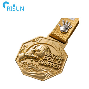 Médailles de <span class=keywords><strong>trophée</strong></span> <span class=keywords><strong>d</strong></span>'équipe personnalisées avec logo sur mesure, pour le jeu de lancer de ballons <span class=keywords><strong>d</strong></span>'eau 3D, modèle Vega Egg Toss, avec ruban - Product Image 4