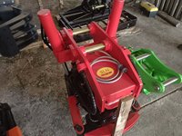 Tilt-Rotator pour excavatrice homologué CE, offre une garantie d'un an sur l'ensemble de la machine et une réputation mondiale de confiance.