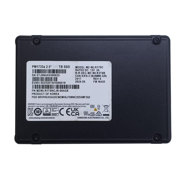 Enterprise SSD PM1733a 30.72 TB MZWLR30THBLA-00A07 PCIe 4.0*8 2.5inch Solid State Disk