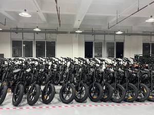 Vélos <span class=keywords><strong>électrique</strong></span>s <span class=keywords><strong>de</strong></span> ville et <span class=keywords><strong>de</strong></span> loisirs à <span class=keywords><strong>prix</strong></span> compétitif, 750W, 15AH, 7 vitesses, couleur personnalisée, <span class=keywords><strong>batterie</strong></span> au lithium pour adultes - Product Image 6