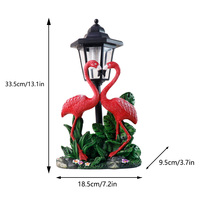 Romantische Herzförmige Flamingo-Gartenfigur, Rosa Harz-Skulptur mit Retro-Laterne, Outdoor-Dekoration für Terrasse und Gehweg