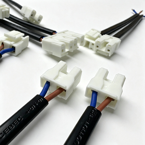 Câble d'alimentation avec borne PCB H03VVH2-F 2x0,75mm², connecteur <span class=keywords><strong>2</strong></span> broches blanc, assemblage de câble d'alimentation pour aspirateur - Product Image 1