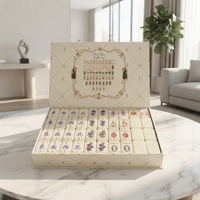 Exquises tuiles de mahjong Eloise en acrylique écaille de tortue à motif floral paon, coffret cadeau haut de gamme, kit de jeu de mahjong d'intérieur