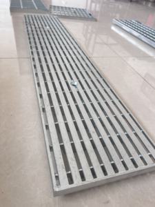 Grille <span class=keywords><strong>de</strong></span> drainage en acier galvanisé <span class=keywords><strong>pour</strong></span> station <span class=keywords><strong>de</strong></span> lavage automobile, grille <span class=keywords><strong>de</strong></span> sécurité <span class=keywords><strong>pour</strong></span> <span class=keywords><strong>parking</strong></span>, grille <span class=keywords><strong>de</strong></span> drainage métallique <span class=keywords><strong>pour</strong></span> pont, grille <span class=keywords><strong>de</strong></span> <span class=keywords><strong>sol</strong></span> en acier – Prix usine - Product Image 5