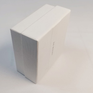 Cajas de regalo navideñas ecológicas de lujo blancas para presentes, caja de regalo personalizada con diamantes famosos. - Product Image 3
