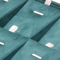 Plateau de présentation de bijoux en velours pour boucles d'oreilles et pendentifs, en stock usine