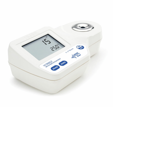 Refratômetro de Alta Faixa Hanna HI96812 para Mel, Xarope e Geleia - Testes de Precisão Industrial - Product Image 1