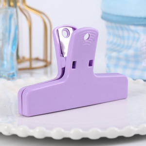คลิปหนีบแนวนอนแบบยาว หัวแม่เหล็กสีสันสดใส สำหรับหนีบถุงเก็บเครื่องเขียน - Product Image 4