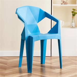 Sedie da pranzo in plastica impilabili moderne ed economiche all'ingrosso per bancarelle di street food, scuole, bagni e raduni - Prezzo di fabbrica - Product Image 3