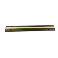 Protector de Cables de Goma Amarillo+Negro, Alta Capacidad de Carga, Reductor de Velocidad Portátil Fijo para Exteriores, 10-15 mph, Concreto