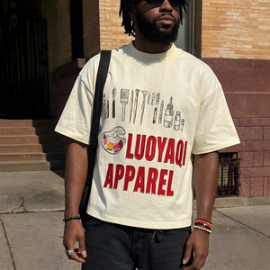 T-Shirt Oversize con Logo Ricamato Personalizzato, 320 Gsm, Taglio Corto e Squadrato per Uomo - Product Image 1