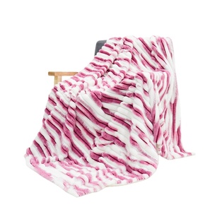 Manta de Felpa de Conejo para Sofá, Cálida y Acogedora para el Invierno, de Zhengtai - Product Image 5