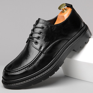 Zapatos de Cuero Casuales de Negocios para Hombre, Zapatos Formales de Cuero Suave con Suela Gruesa, Zapatos de Conducir a la Moda para Jóvenes de 18 a 40 Años - Product Image 1