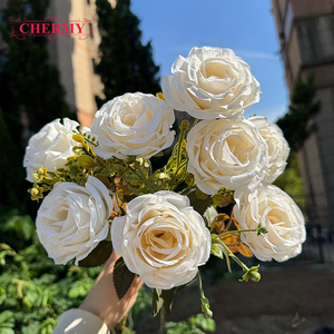 DC206 Chermy Bouquet di 9 Rose Artificiali Bianche e Bordeaux, Rose Finte per Bouquet da Sposa, Decorazione Floreale per Casa - Product Image 3