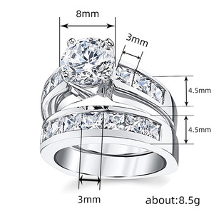 Set di Gioielli da Sposa Q713, Anello di Fidanzamento in Oro Bianco con Diamante Taglio Brillante Rotondo, Gioielleria Fine da Donna - Product Image 4