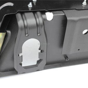 Haute qualité bon <span class=keywords><strong>prix</strong></span> Kit carrosserie lifting pour Dodge <span class=keywords><strong>RAM</strong></span> 2009-2018 pare-chocs arrière noir avec trou <span class=keywords><strong>voiture</strong></span> pare-chocs garde-boue CH1103124 - Product Image 3