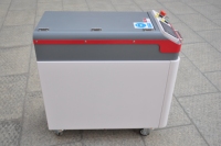 Machine portative de nettoyage de laser de Yag UV de CO2 de haute performance pour l'impulsion efficace de fibre de surface de PVC de métal de rouille de bois pour l'usage à la maison