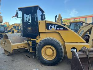 รถบดถนนแบบสั่นสะเทือน Caterpillar CS54 CS56 CS-683E มือสองสำหรับขาย พร้อมเครื่องยนต์ ปั๊ม และชิ้นส่วนหลัก - Product Image 2