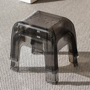 Taburete apilable de acrílico transparente Moritaka Faction, taburete bajo cuadrado de plástico para niños, banco para el hogar - Product Image 1