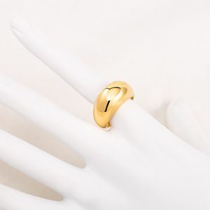 แหวนทรงเรขาคณิตแบบมินิมอล เหล็กชุบทอง ของขวัญเครื่องประดับแฟชั่นสำหรับทุกเพศ - Product Image 2