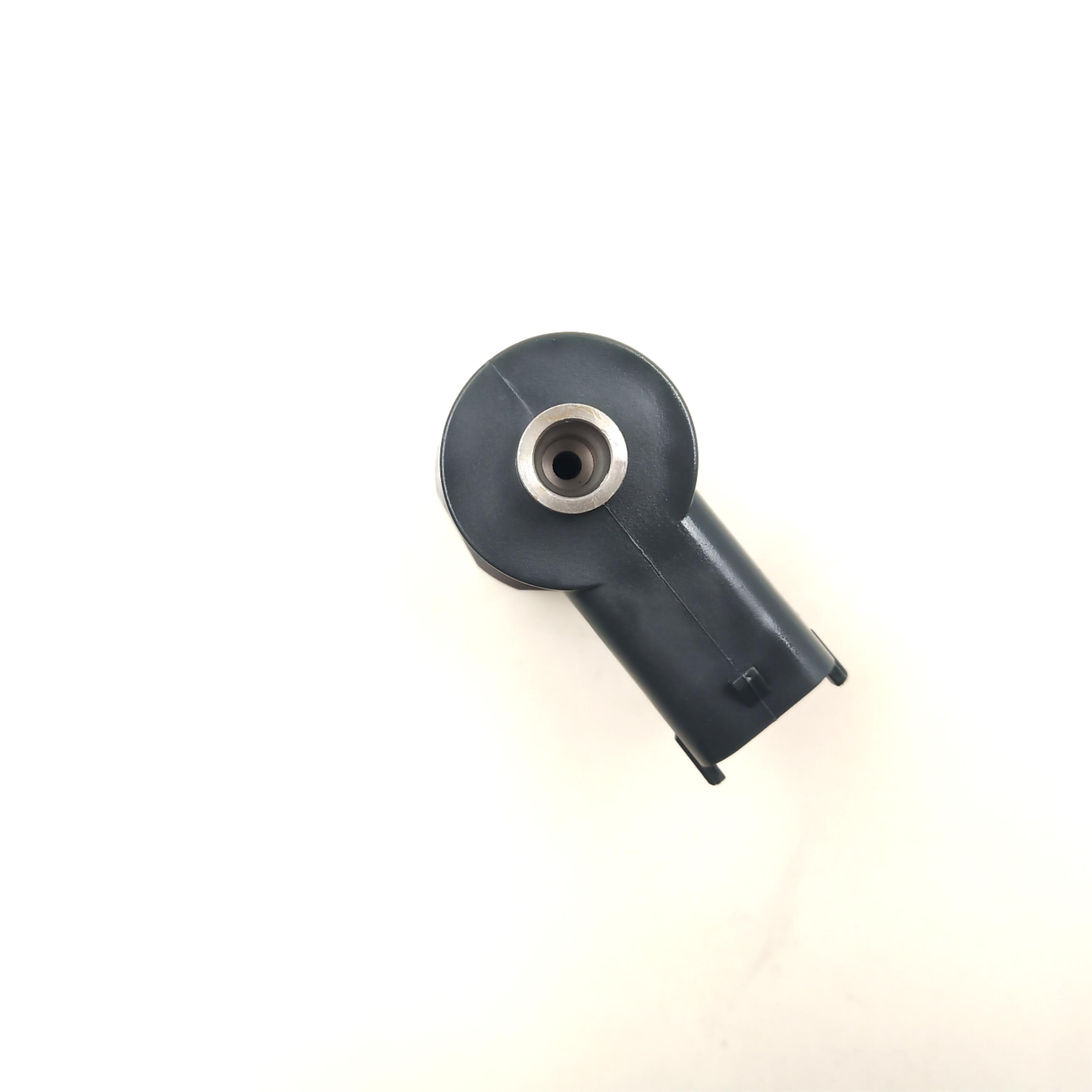High Quality New Diesel Fuel Injector Solenoid F00VC30318 For Common Rail Fuel Injector 110 series