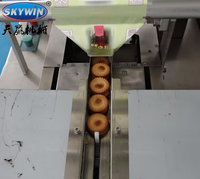 Machine d'emballage horizontale automatique à soufflet thermosoudé 3 côtés pour l'emballage de coussins et la scellage de sacs plastiques