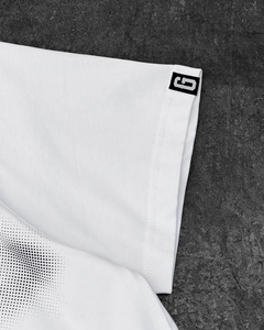 T-shirts personnalisés en gros pour femmes, style streetwear, col rond, imprimés DTG, effet vintage délavé à l'acide, 100% coton, coupe oversize, tricotés - Product Image 2