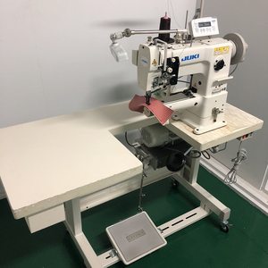 Macchina da Cucire Industriale Giapponese Unison-feed a Punto Annodato con Gancio Grande ad Asse Verticale, Modello Juki 246 - Product Image 3
