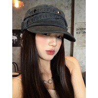 Gorra plana retro americana con remaches, de alta gama, informal y versátil para mujer, sombrero ecuestre que estiliza el rostro, 100% algodón.
