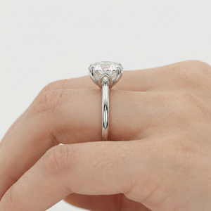 Anillo de Platino con Diamantes Cultivados en Laboratorio Clásico para Mujer, Joyería Fina Premium con Artesanía Refinada, Perfecto para Compromiso - Product Image 6
