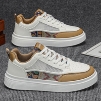 Chaussures d'été pour hommes, nouvelles baskets décontractées respirantes à semelle épaisse, polyvalentes, tendance, à bout rond, style skate, unies, à lacets, pour les loisirs