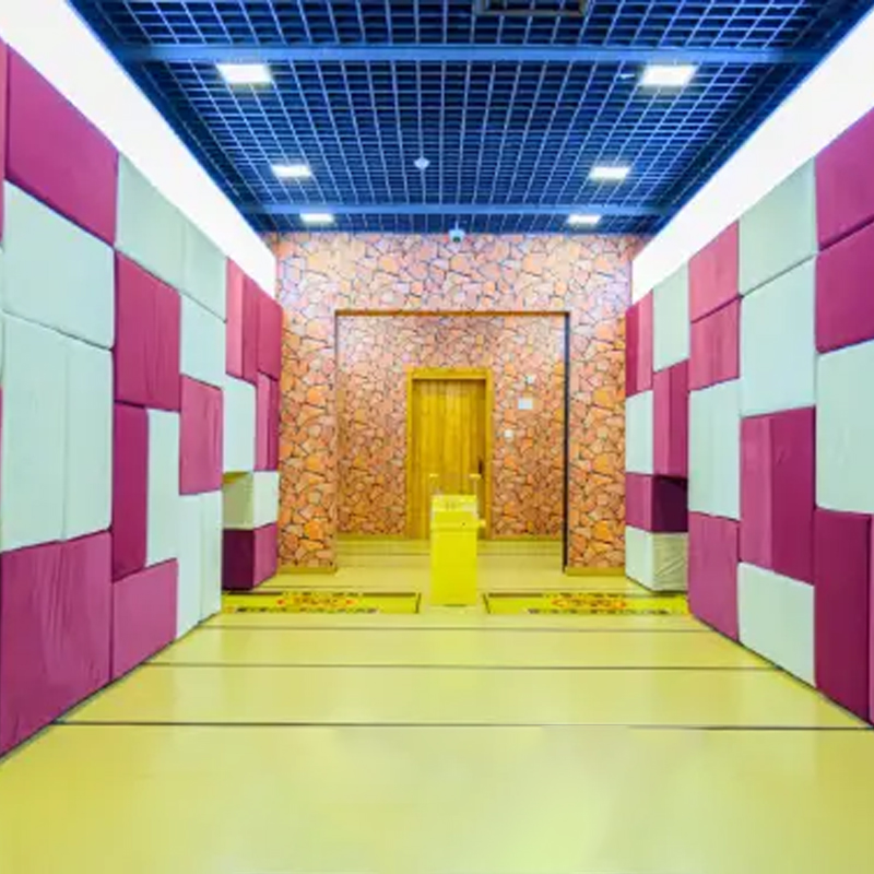 Tarifa de personalización de la cámara secreta con paredes de piedra