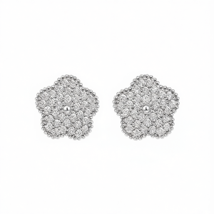 Orecchini E4527 in Oro Bianco con Diamanti Taglio Brillante Rotondo, Stile Classico da Sposa per Donna, Diamanti Naturali Colore D - Product Image 1