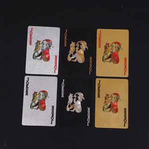 Profesional personalizado 57*87mm Durable papel de aluminio dorado Impresión UV Relieve Naipes - Product Image 1