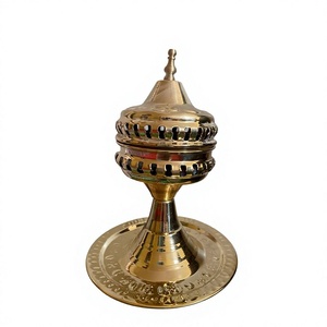 Brûleur d'encens vintage en laiton de style européen, pour usage religieux, toutes saisons, écologique, pour encens et censiers. - Product Image 1