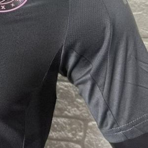 卸売サッカーユニフォーム トップマッチ 2526 マイアミ アウェイ選手ファンバージョン ジャージ サッカーユニフォーム カスタマイズ サッカー - Product Image 2