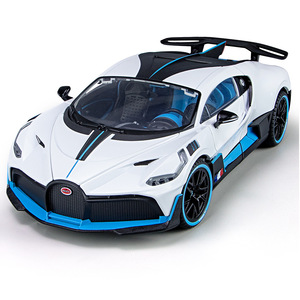 1:18 diecast model cars <span class=keywords><strong>Bugatti</strong></span> DIVO alloy car model Metal rebound sound and light decoration collection <span class=keywords><strong>Bugatti</strong></span> car model - Product Image 1