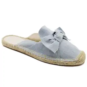 <span class=keywords><strong>En</strong></span> <span class=keywords><strong>gros</strong></span> pas cher naturel chanvre <span class=keywords><strong>semelle</strong></span> femmes chaussures de toile plate espadrilles - Product Image 1