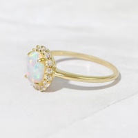 Dainty princesse bijoux fins 14k or 925 argent sterling halo bague opale naturelle pour les femmes