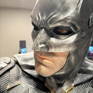 Figura de Acción de Batman de Tamaño Real de Alta Gama en Venta, Estatua de Busto de Batman de Fibra de Vidrio de Tamaño Real - Product Image 5