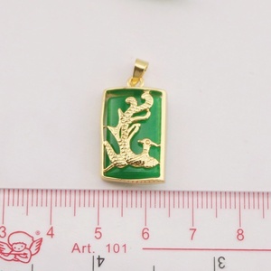 Yl0024 Hình Chữ Nhật Màu Xanh Lá Cây Phong Cách Trung Quốc Cổ Ngọc Rồng Phượng Tre Mặt Dây Chuyền Với Brass Kim Loại Điểm Nhấn, Văn Hóa Đồ Trang Sức - Product Image 2